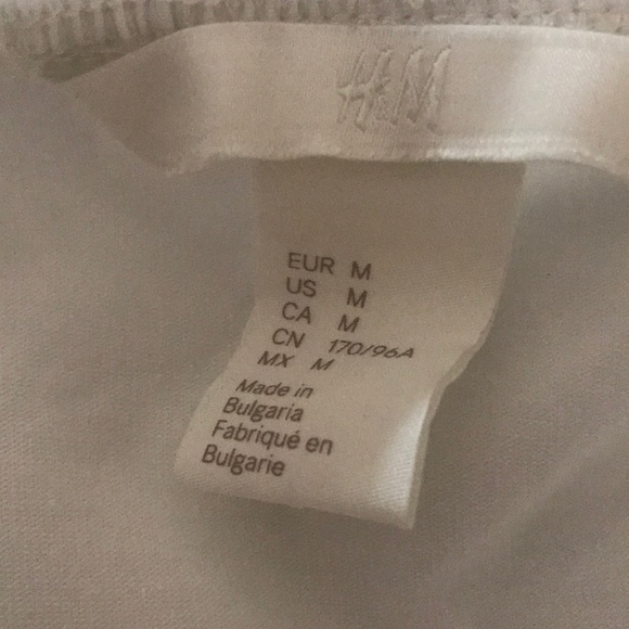 H&M Top - Picture 3 of 3